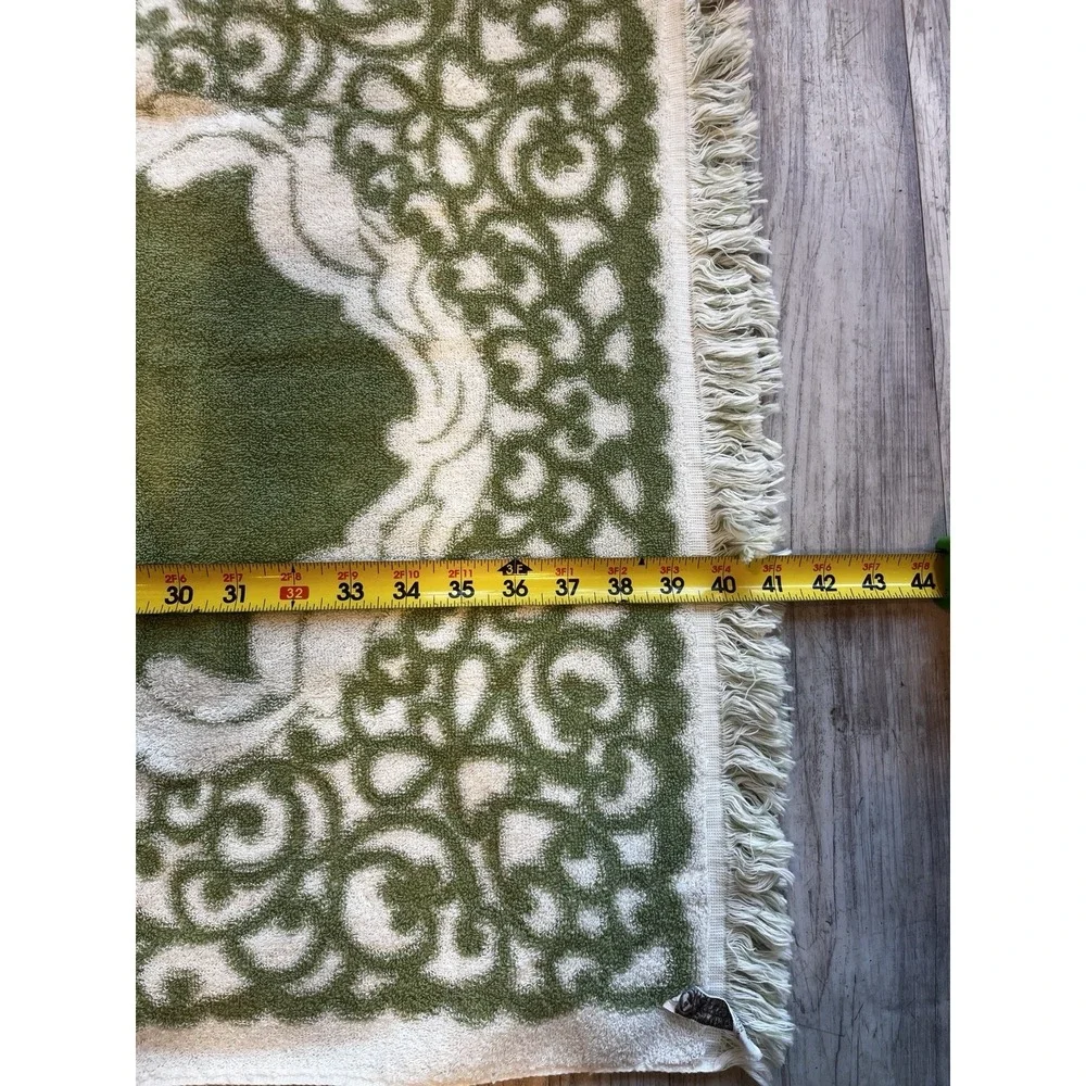 Vintage JC Penney Fashion Manor Green Rose Fringed Bath Towels Set of 2- 24x40